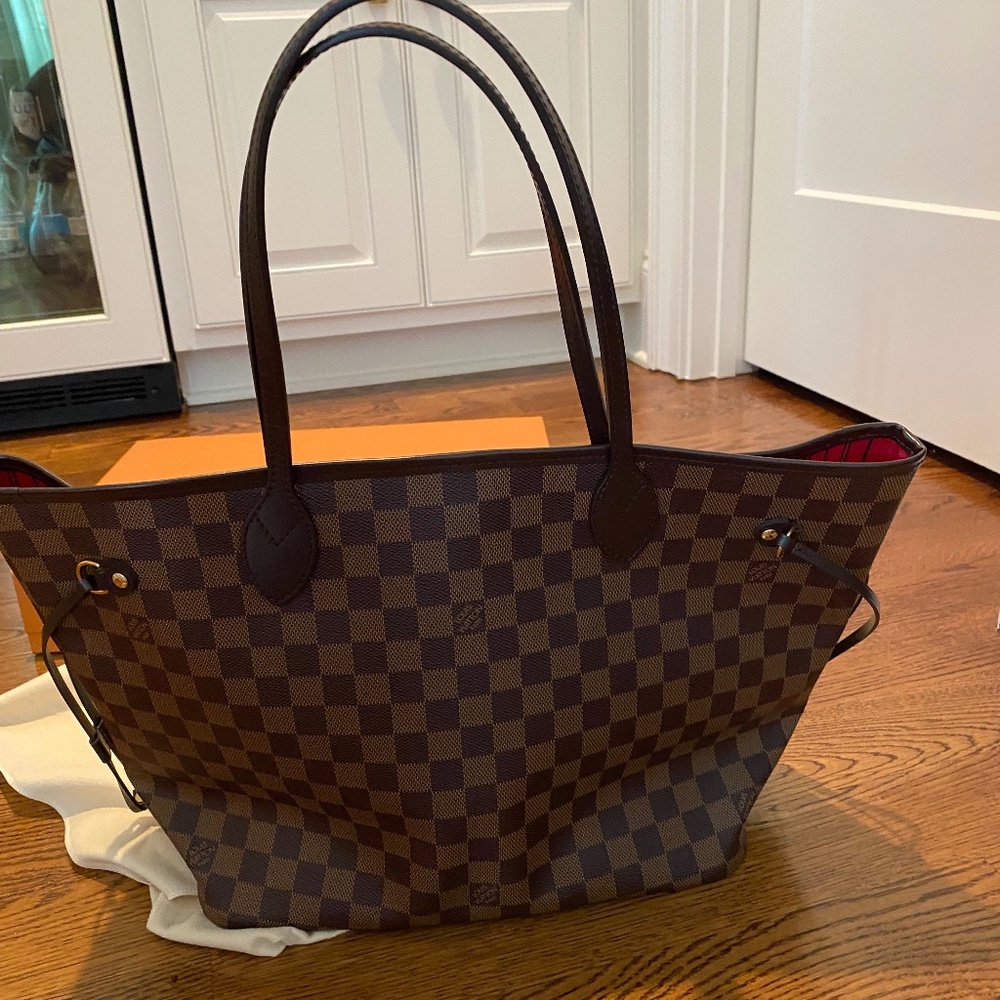 Louis Vuitton Neverfull Damier Ebene MM